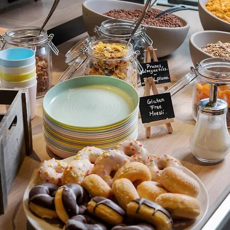 Ibis Styles נמור