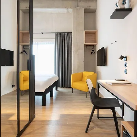 Ibis Styles 3* נמור